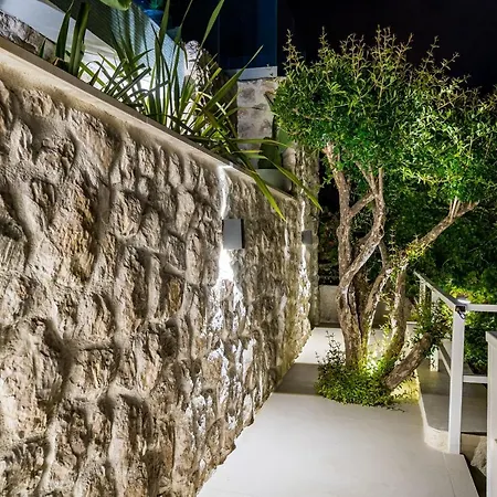 Cosy Loft W Private Pool & Patio * דוברובניק