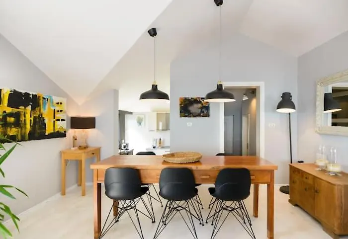 Cosy Loft W Private Pool & Patio Апартаменты Дубровник