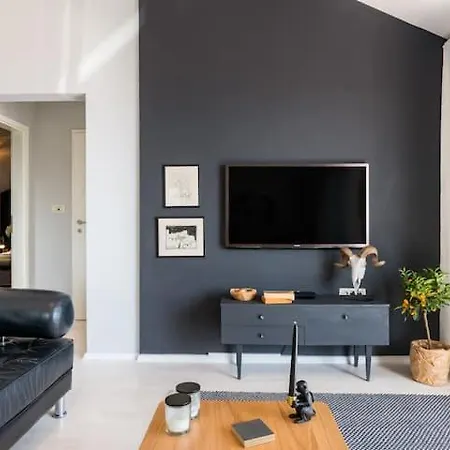 Cosy Loft W Private Pool & Patio Lägenhet *